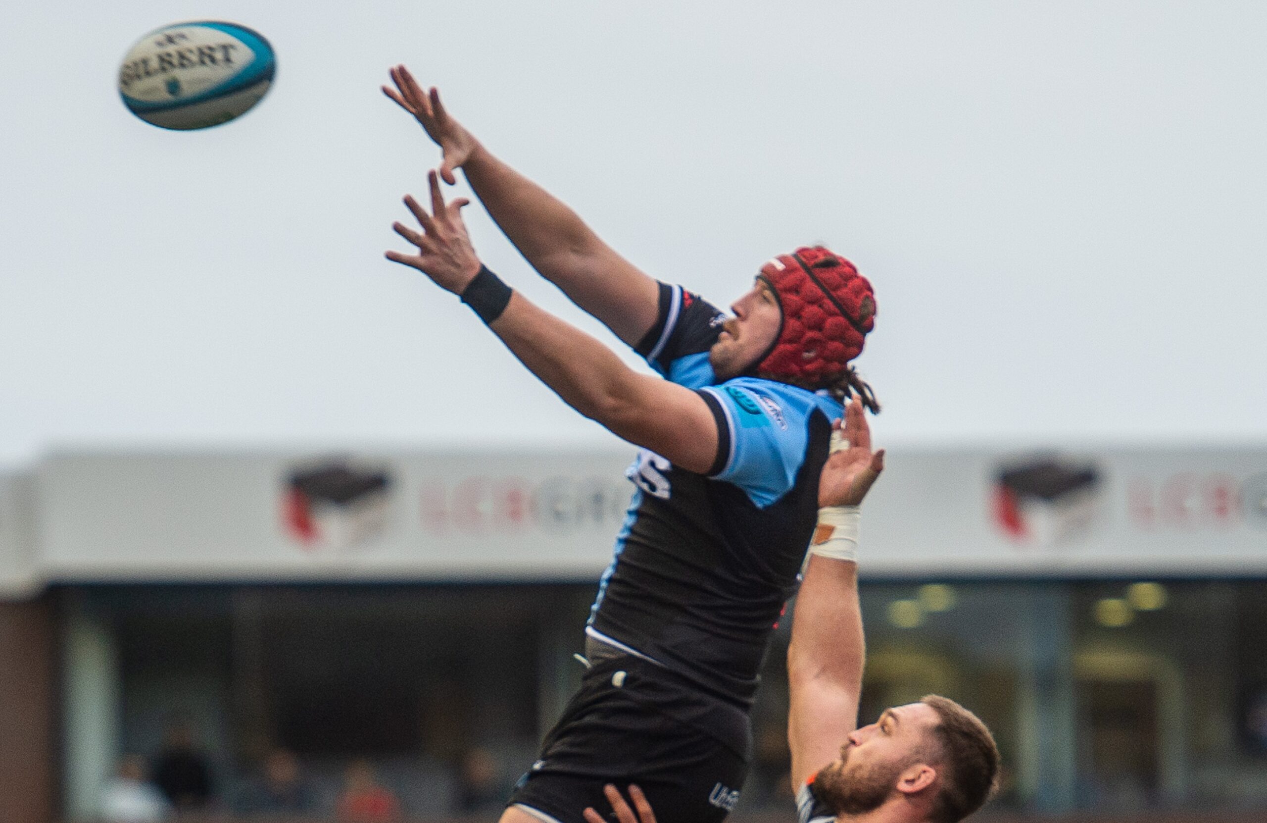 Rory Thornton wins a line out