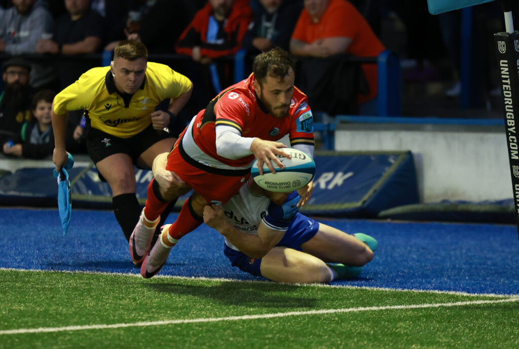 Stephens scoring against Bath